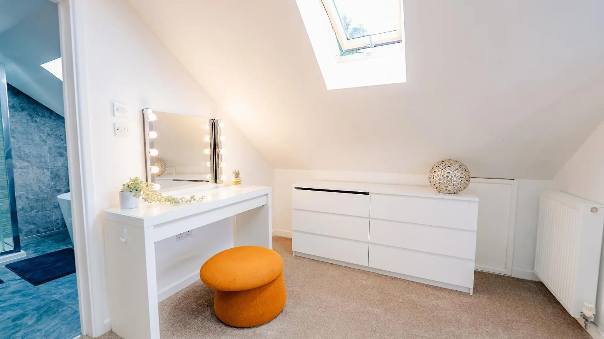 Spacious 7 Bedroom 5 Bathroom Mansion With Parking Cardiff Feriehus