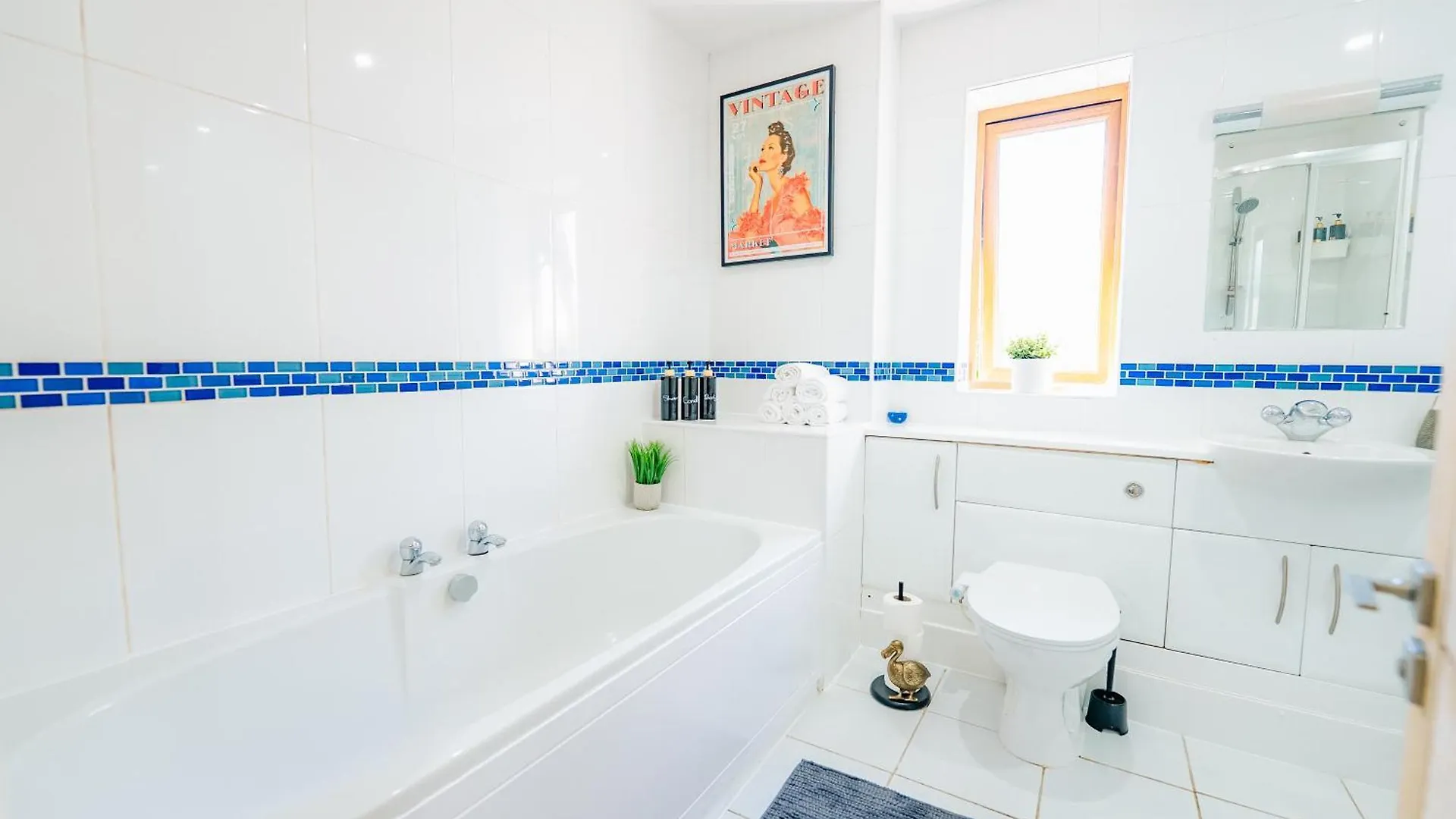 Spacious 7 Bedroom 5 Bathroom Mansion With Parking Κάρντιφ Σπίτι διακοπών
