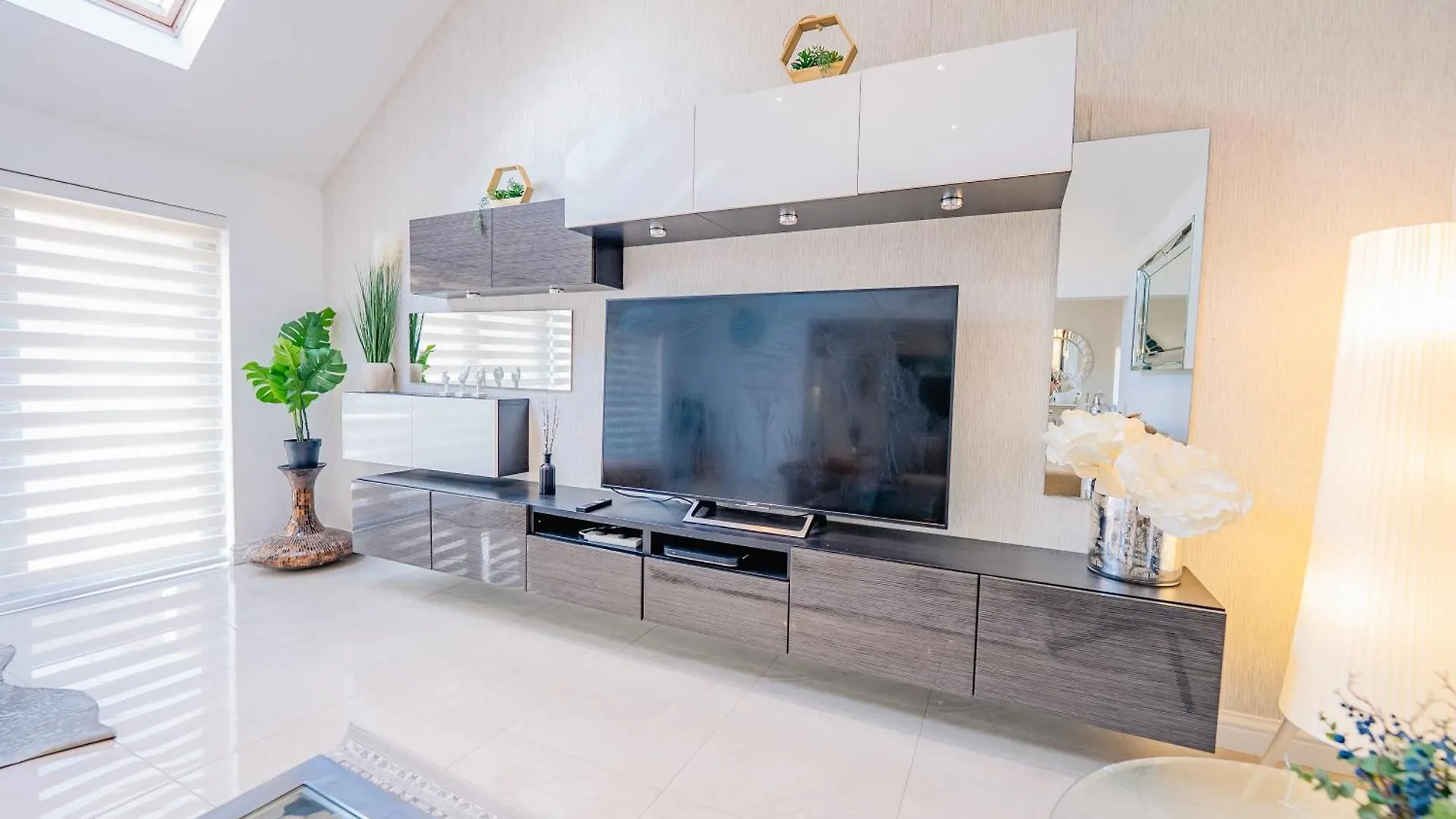 Spacious 7 Bedroom 5 Bathroom Mansion With Parking Κάρντιφ Ηνωμένο Βασίλειο