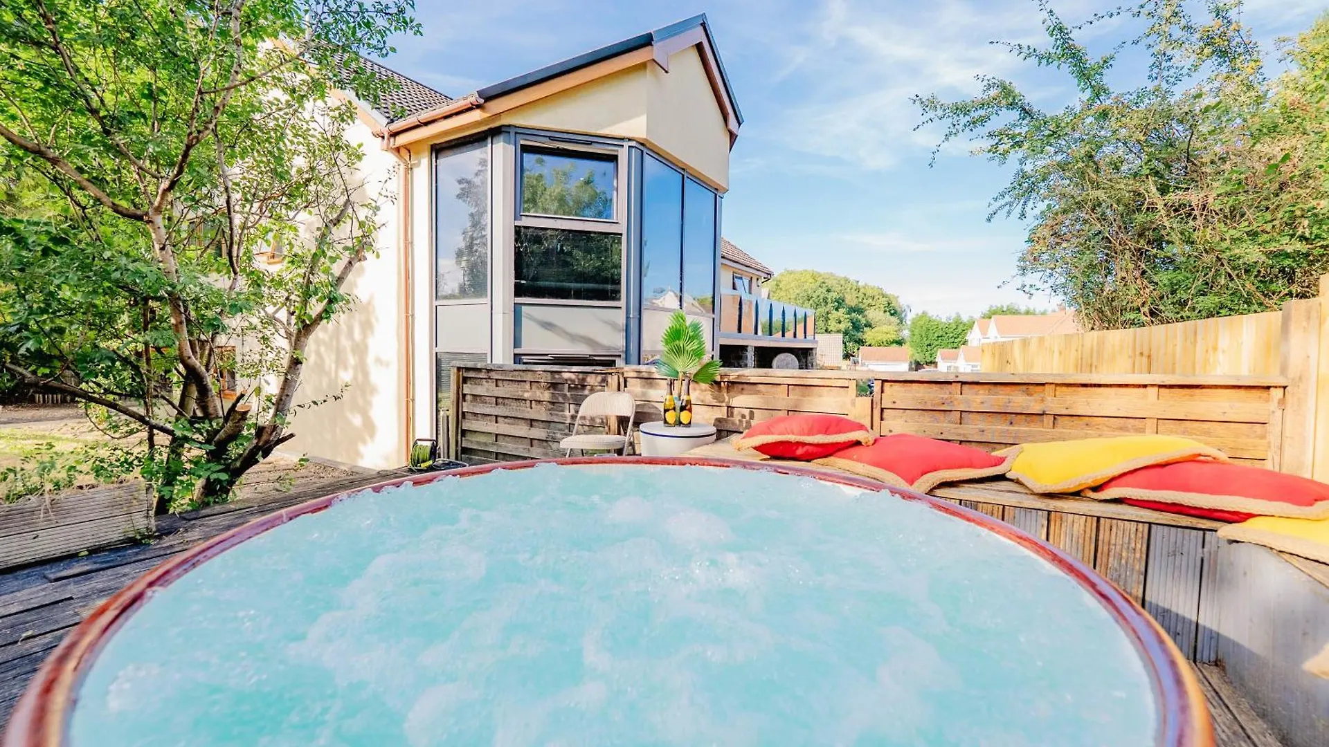 Σπίτι διακοπών Spacious 7 Bedroom 5 Bathroom Mansion With Parking Κάρντιφ