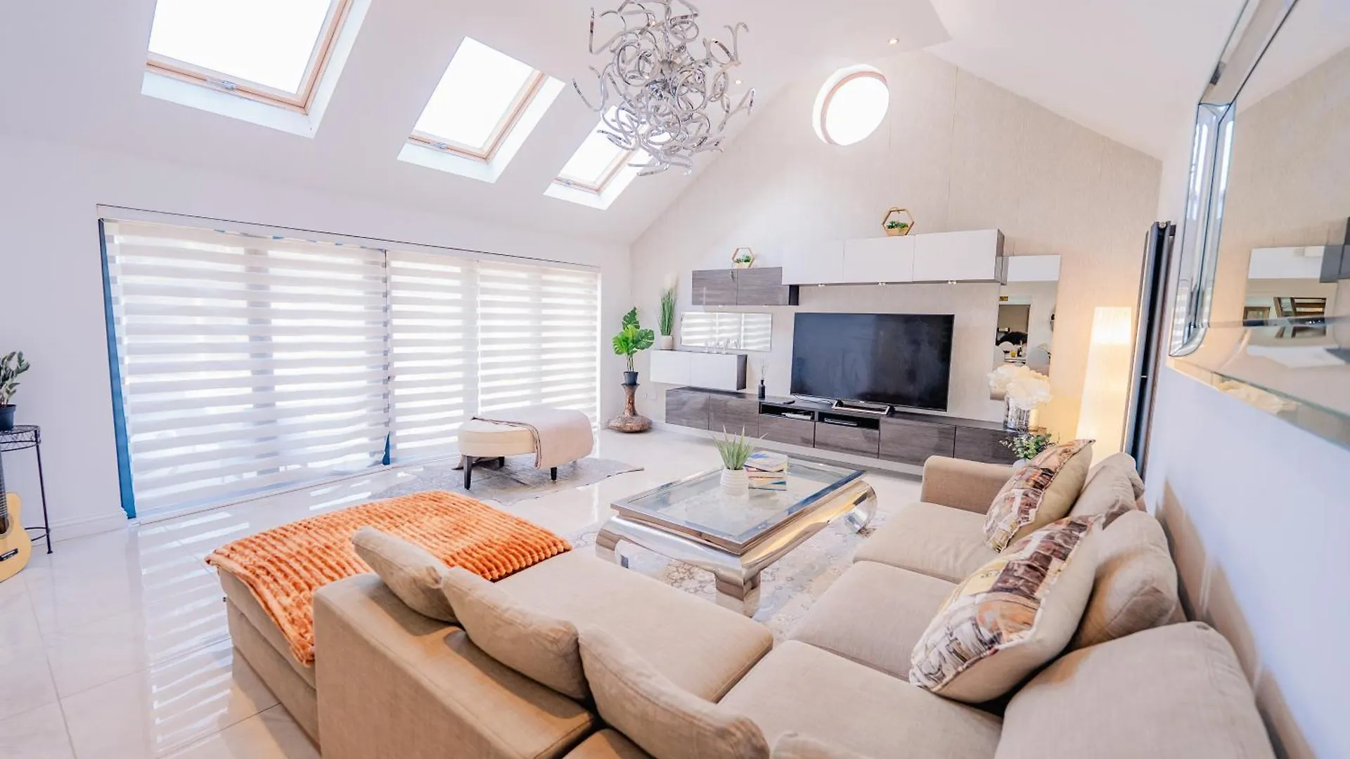 Spacious 7 Bedroom 5 Bathroom Mansion With Parking Κάρντιφ